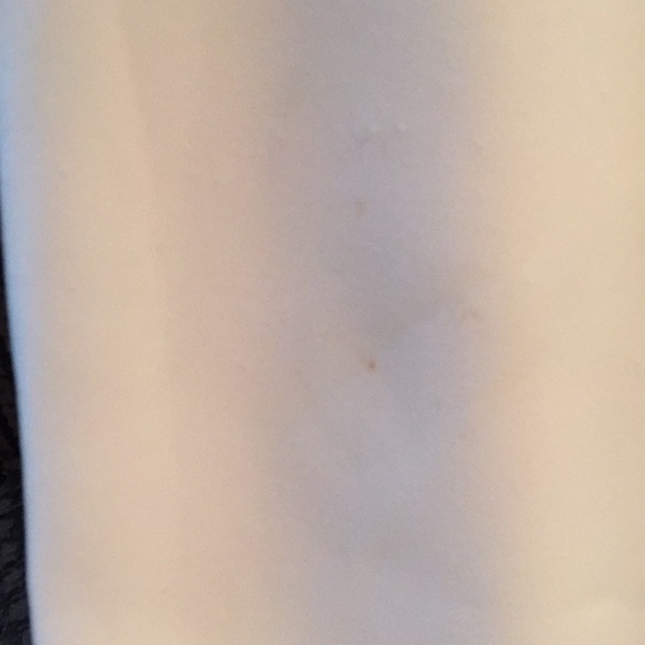 Bebe cream skirt with black beaded pattern. - Picture 3 of 4